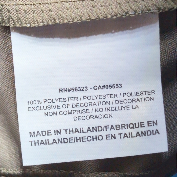 Nike Golf sz 8 Gray Chevron Women's Bermudas - Picture 6 of 6